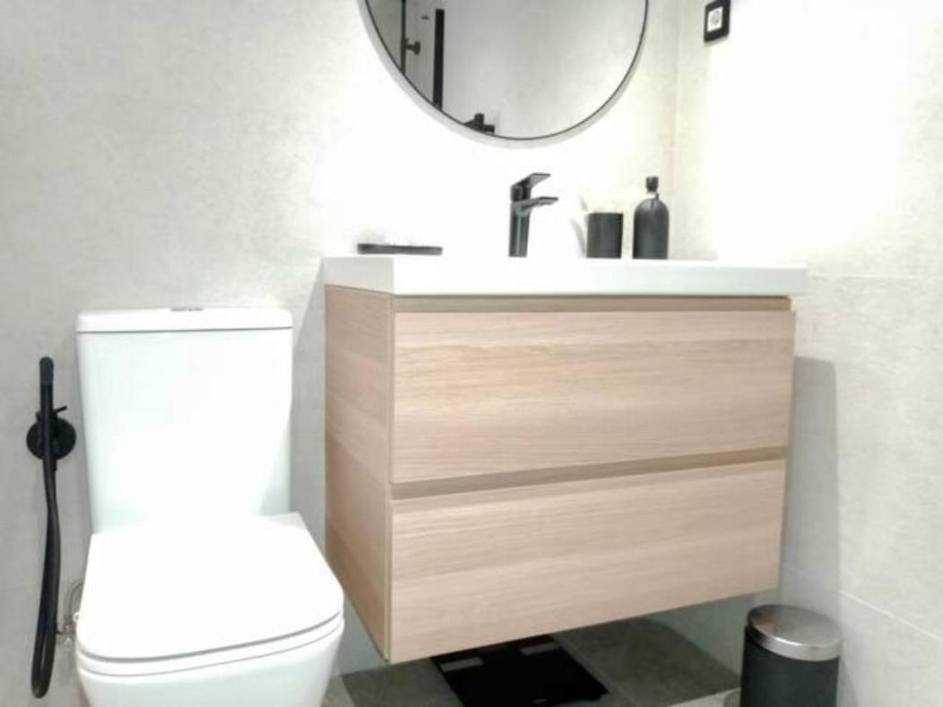 Apartamento Con Suite, Zona De Trabajo Y Yoga Wifi Y Garaje 카스트로우르디알레스 외부 사진