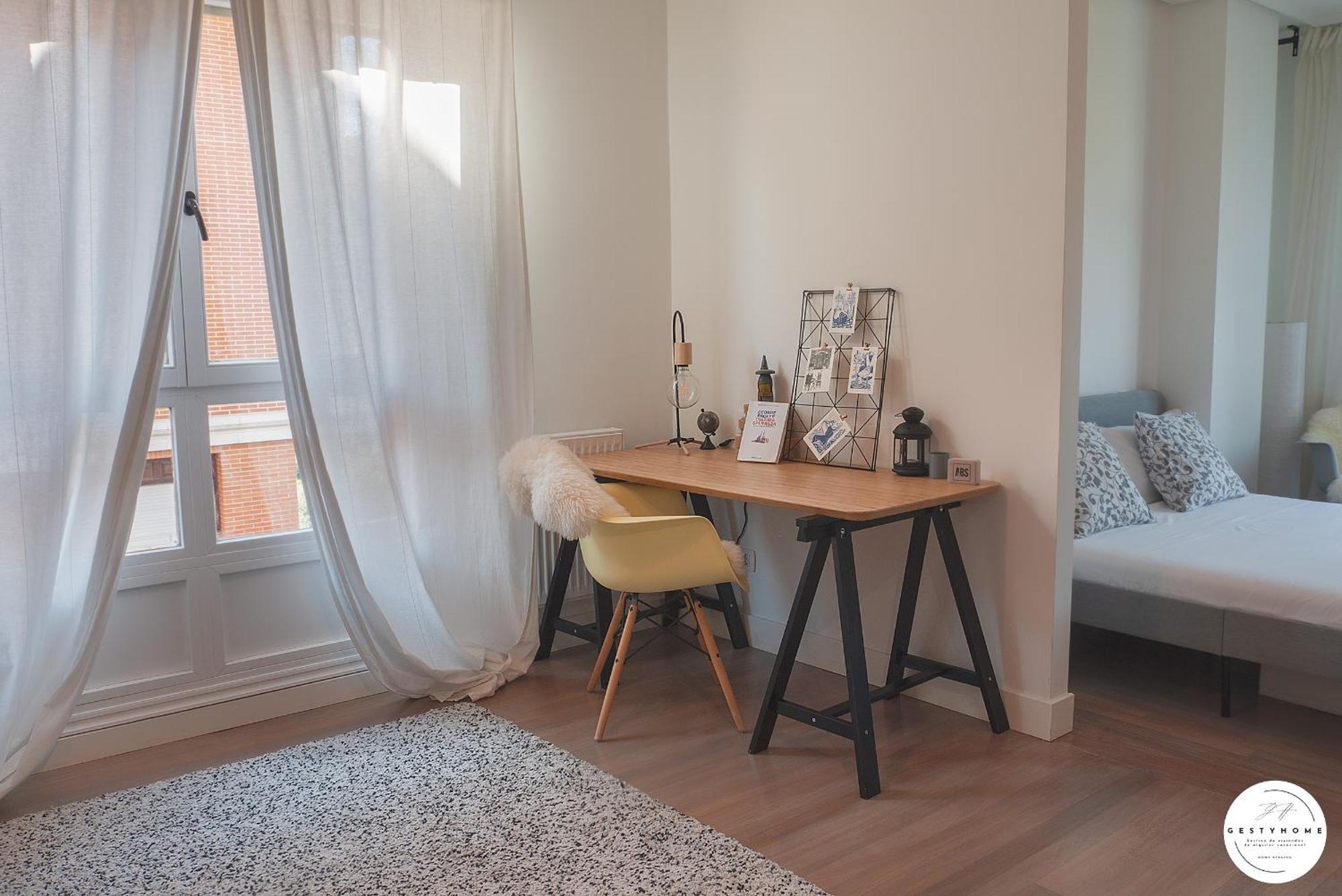 Apartamento Con Suite, Zona De Trabajo Y Yoga Wifi Y Garaje 카스트로우르디알레스 외부 사진